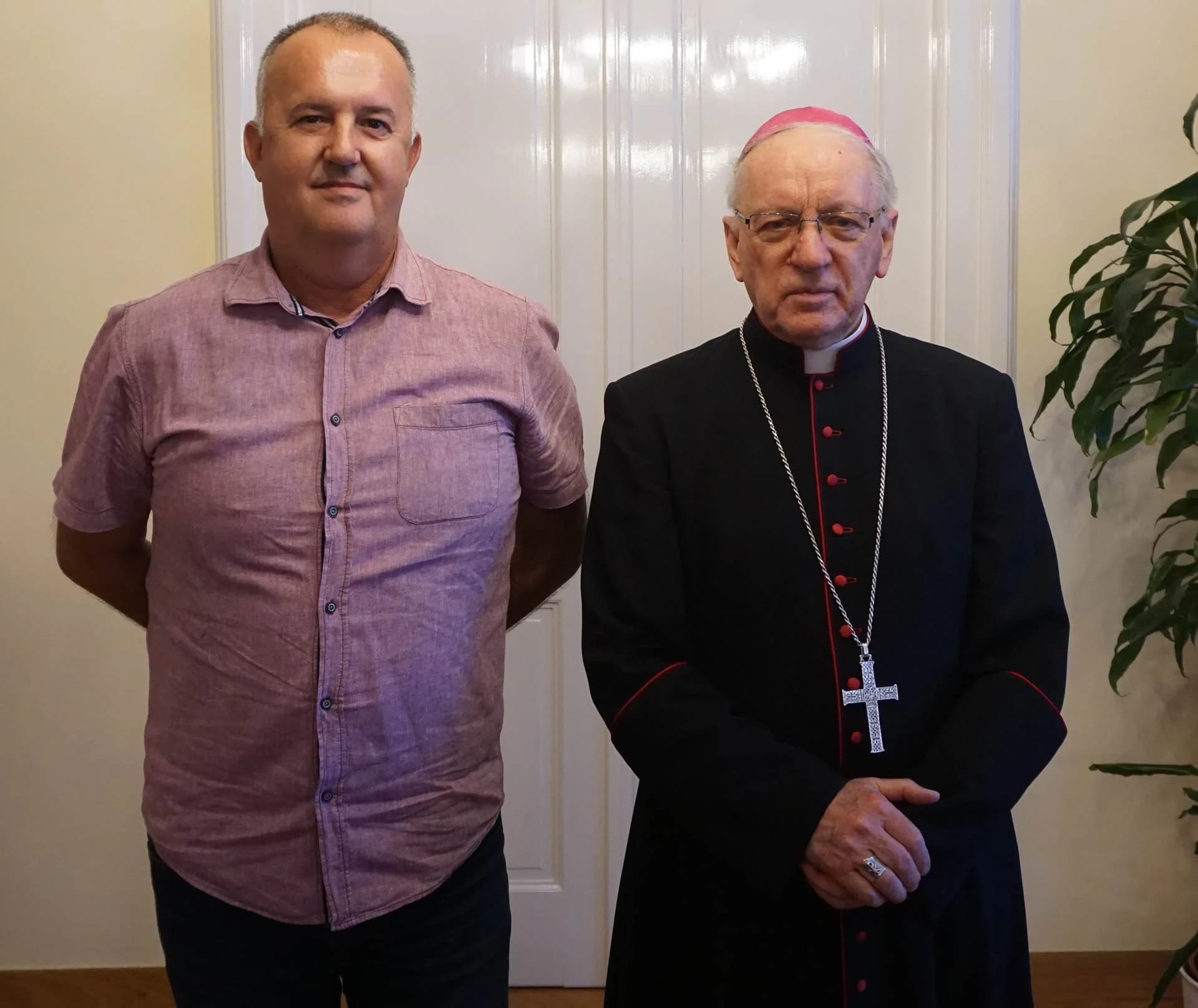 Biskup Antun Škvorčević primio Zdravka Mandića načelnika Općine Brestovac