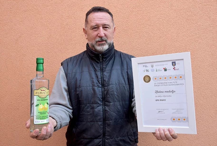 Viljamovka s OPG-a Ribičić okitila se zlatom /FOTO/