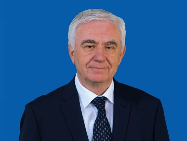 Božićna čestitka gradonačelnika dr.sc. Željka Glavića
