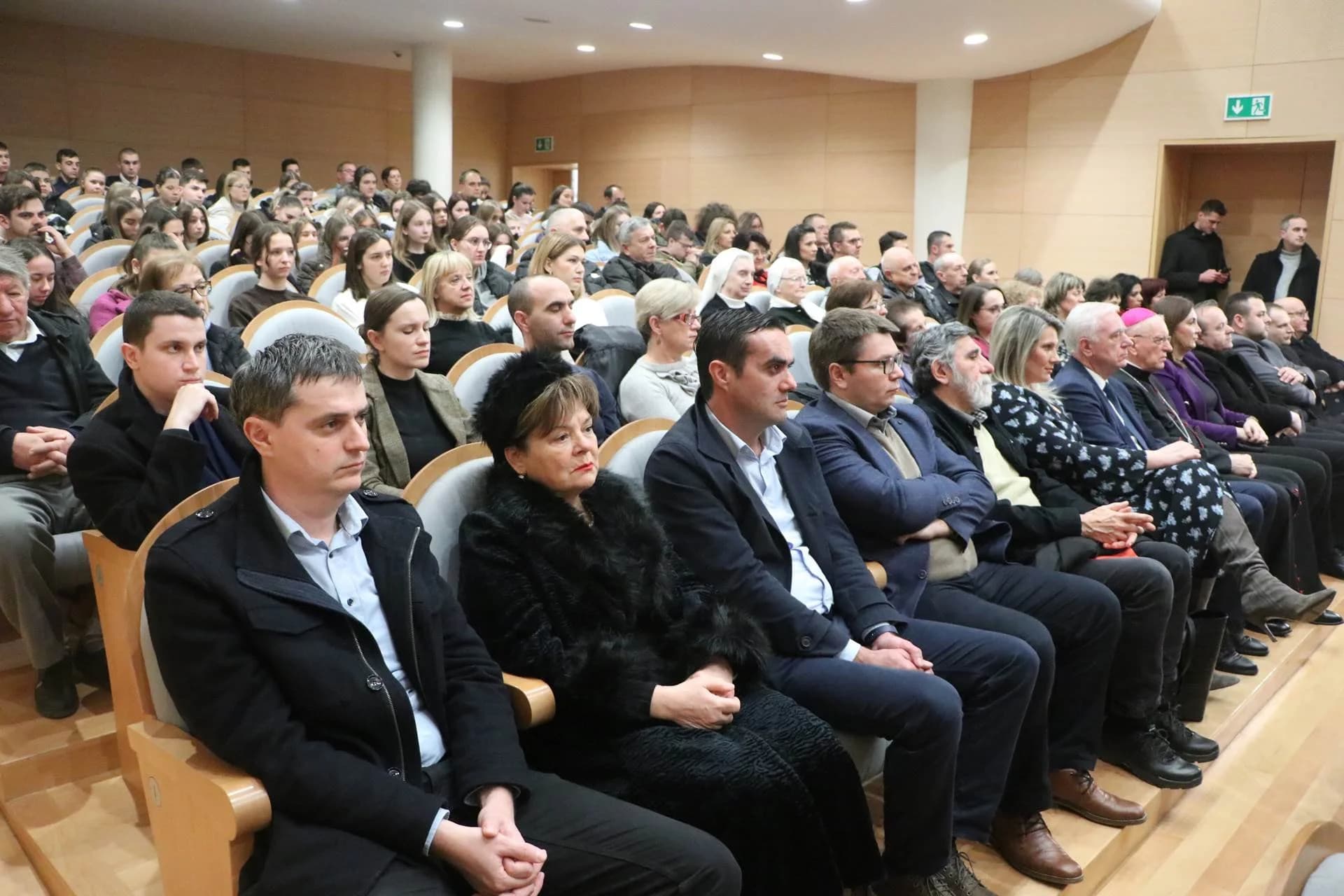 Predstavljena monografija „Dijecezanski muzej u Požegi i Riznica požeške Katedrale“