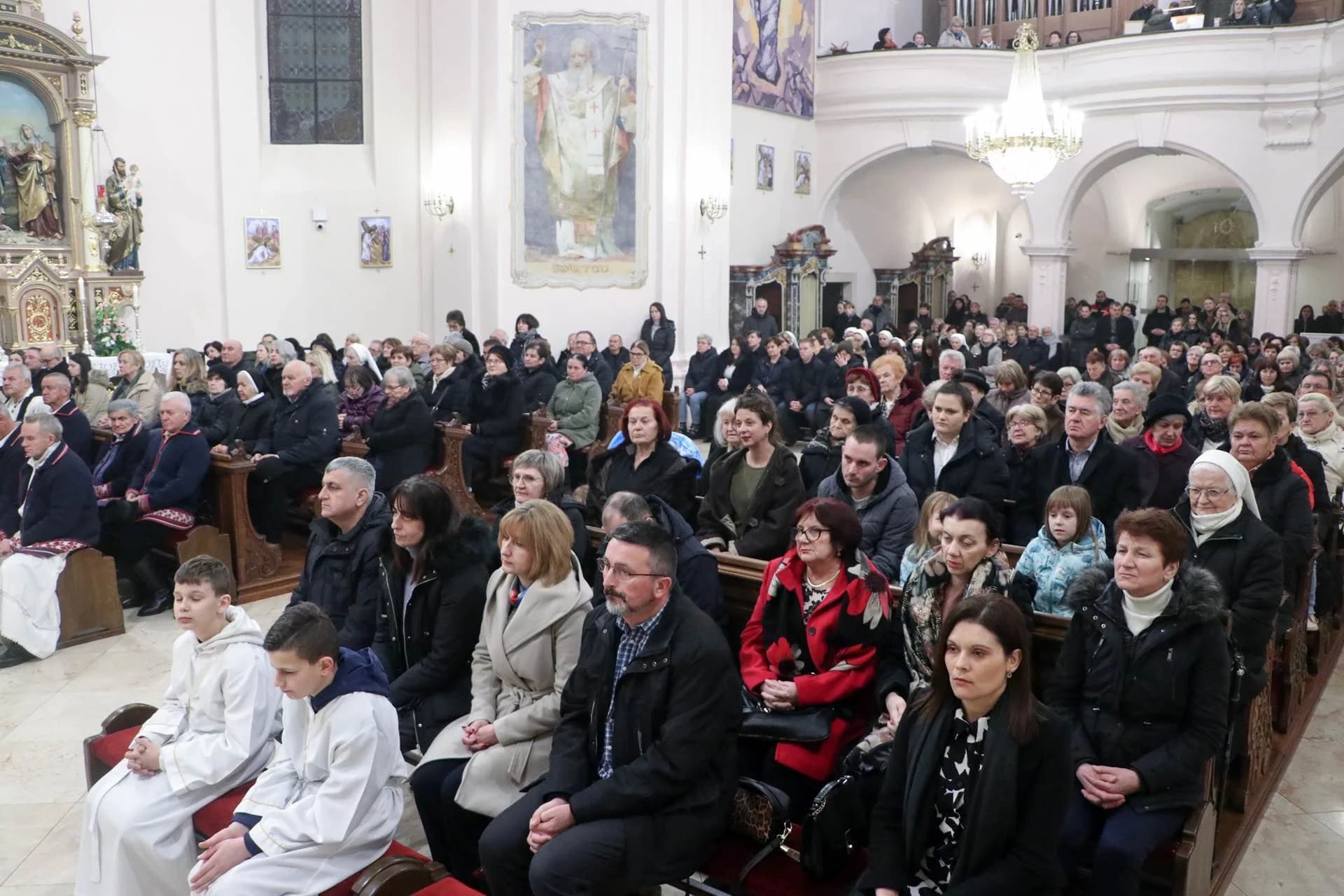 Proslavljena Gospa Lurdska u požeškoj Katedrali: "Najteže i najizazovnije pitanje našeg postojanja je otkud zlo u svijetu"