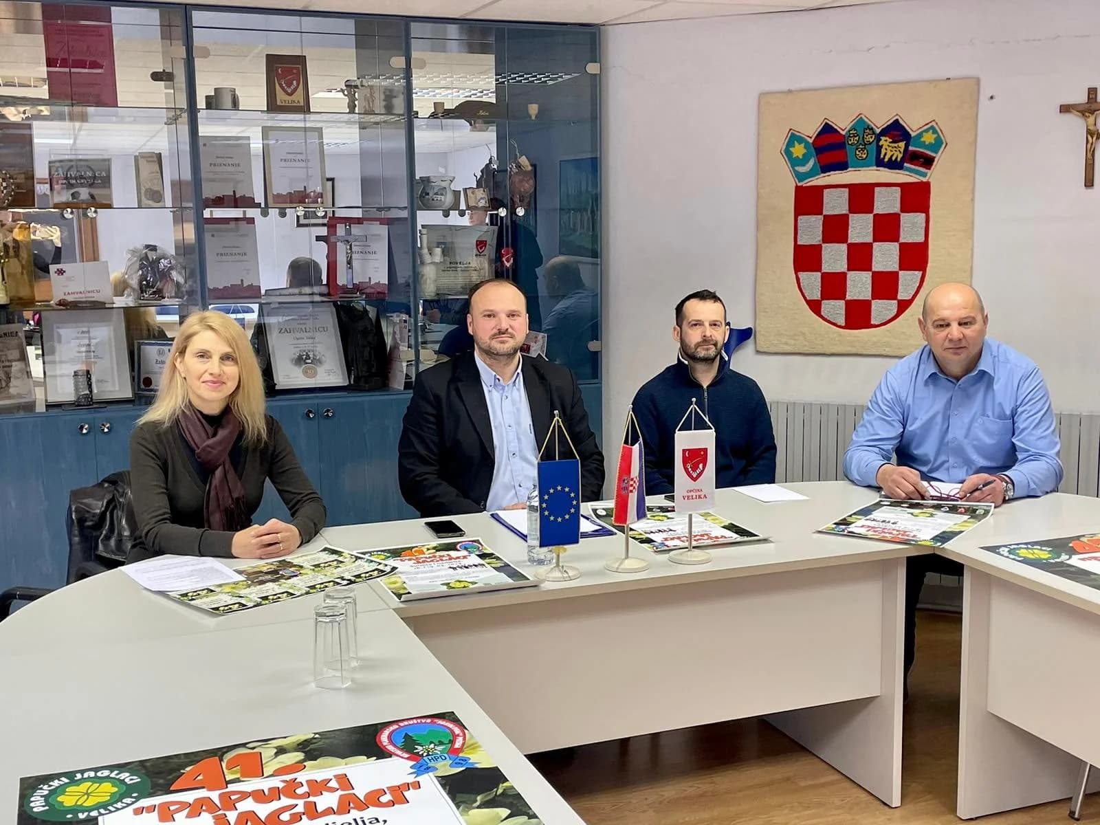 Papučki jaglaci dva dana 18. i 19. ožujka – šest planinarskih staza, koncert Fijakera i drugi sadržaji