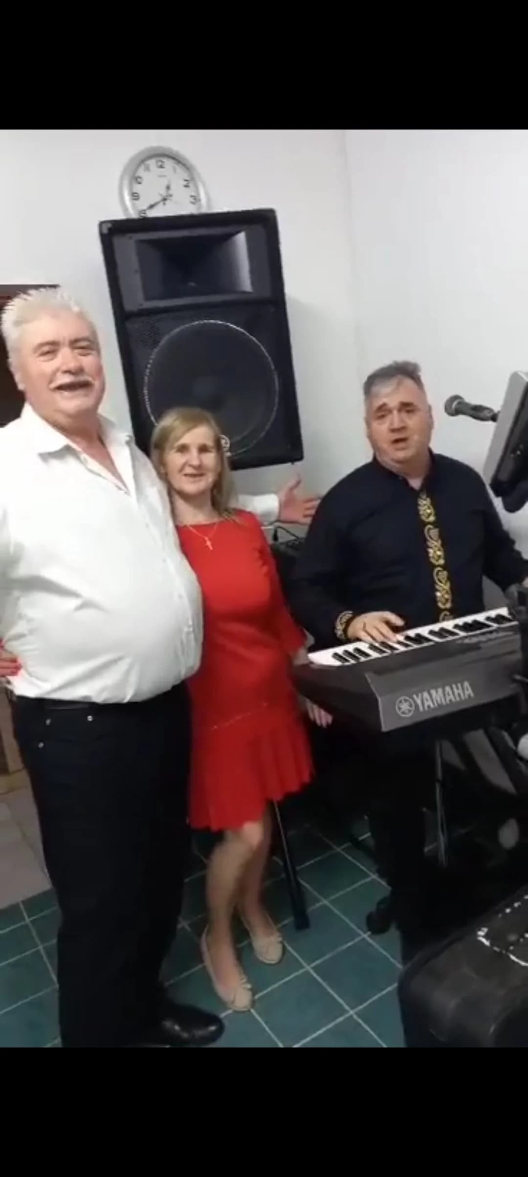 Velički umirovljenici Dan žena proslavili sa puno pjesme i plesova (FOTO)