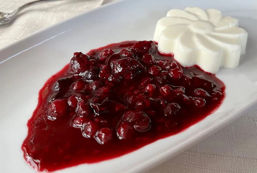 KUTJEVAČKI VINARI POSJETILI ISTRU: O vinskom turizmu učili od kolega koji su u tome najbolji /FOTO/
