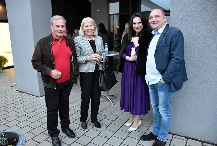 [FOTOGALERIJA] Običaji i delicije starog kraja pred više od 400 posjetitelja i gostiju, a priznanja za dugogodišnji rad primili Radoslav Galić i Božo Bokšić
