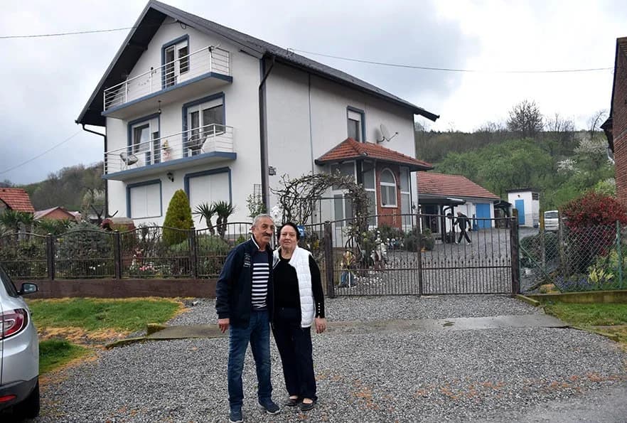 Slavljenica u Švicarskoj a slavlje u domovini: Baka i djed Blažević nisu žalili truda ni novaca /FOTOGALERIJA/