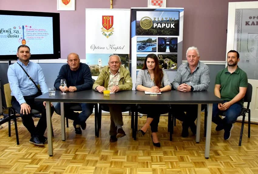 TAMBURA ZA DUŠU: Središnji događaj Zlatni glas Zlatne doline sa 24 izvođača iz tri države!