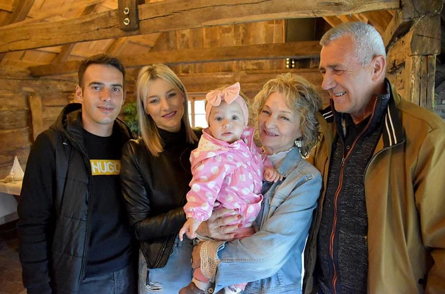 103. ROĐENDAN KATE BUDIMLIĆ IZ STARE LIPE: Na proslavi bilo više od četrdeset potomaka slavljenice [FOTO]