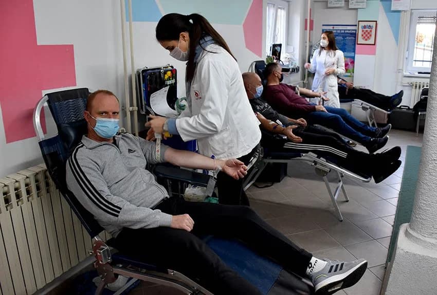 Prikupljeno 312 doza krvi u ovotjednoj akciji koju je organiziralo Gradsko društvo Crvenog križa Požega /FOTO/