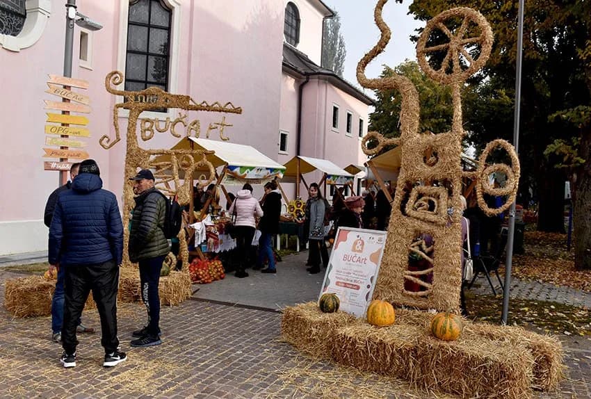 Festival buče i BUČArt u Požegi [FOTOGALARIJA]