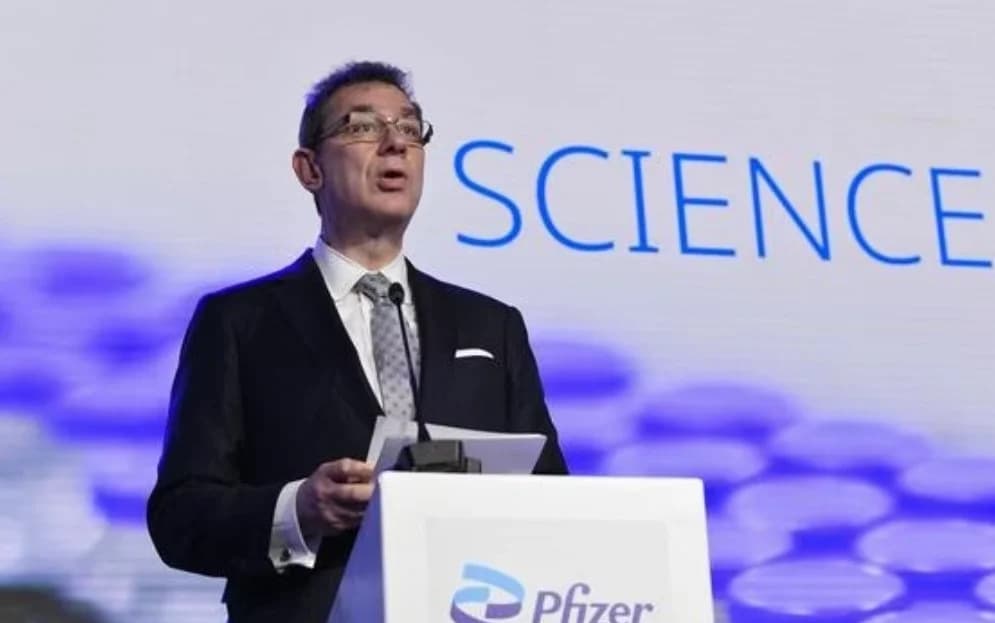 Direktor Pfizera: pandemija bi mogla biti gotova do siječnja