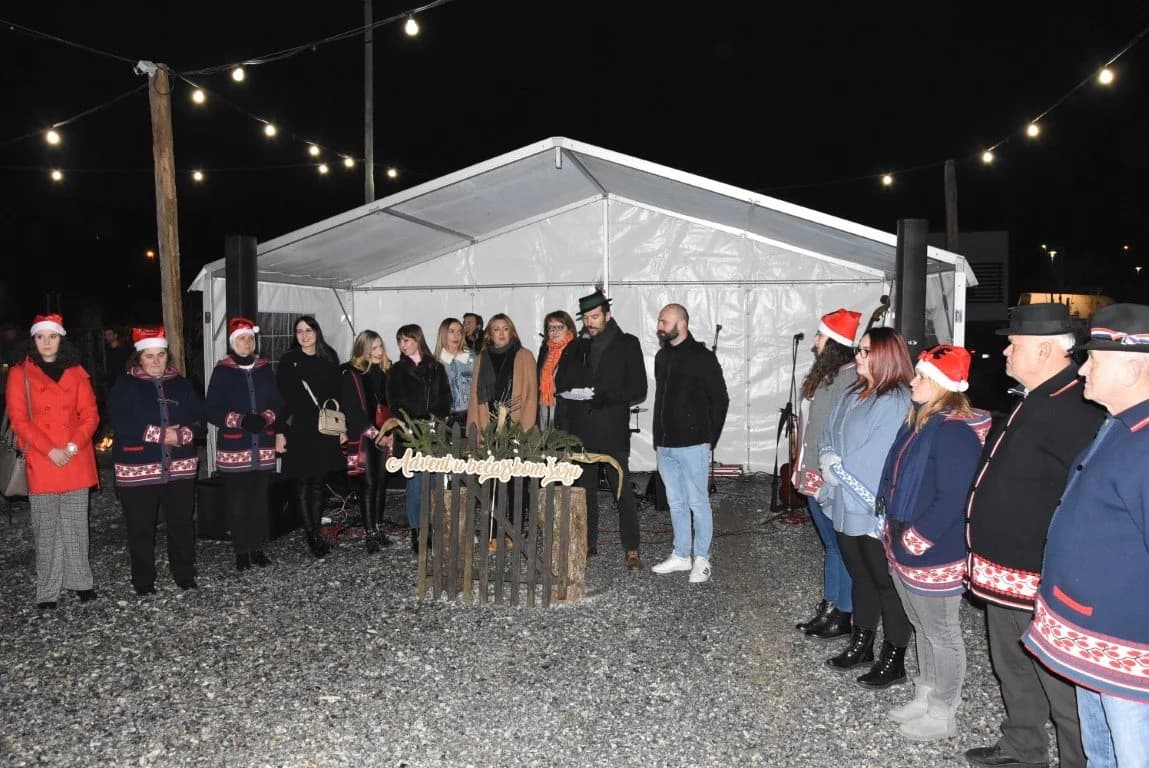 /FOTOGALERIJA/ Advent u pleterničkom bećarskom šoru: "Ovim adventom želimo prikazati baštinike bećarca, narodnih i božićnih običaja u izvornom obliku"