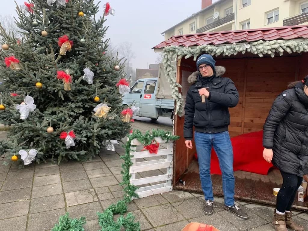 U tijeku je blagdansko uređenje grada Kutjeva [FOTO]