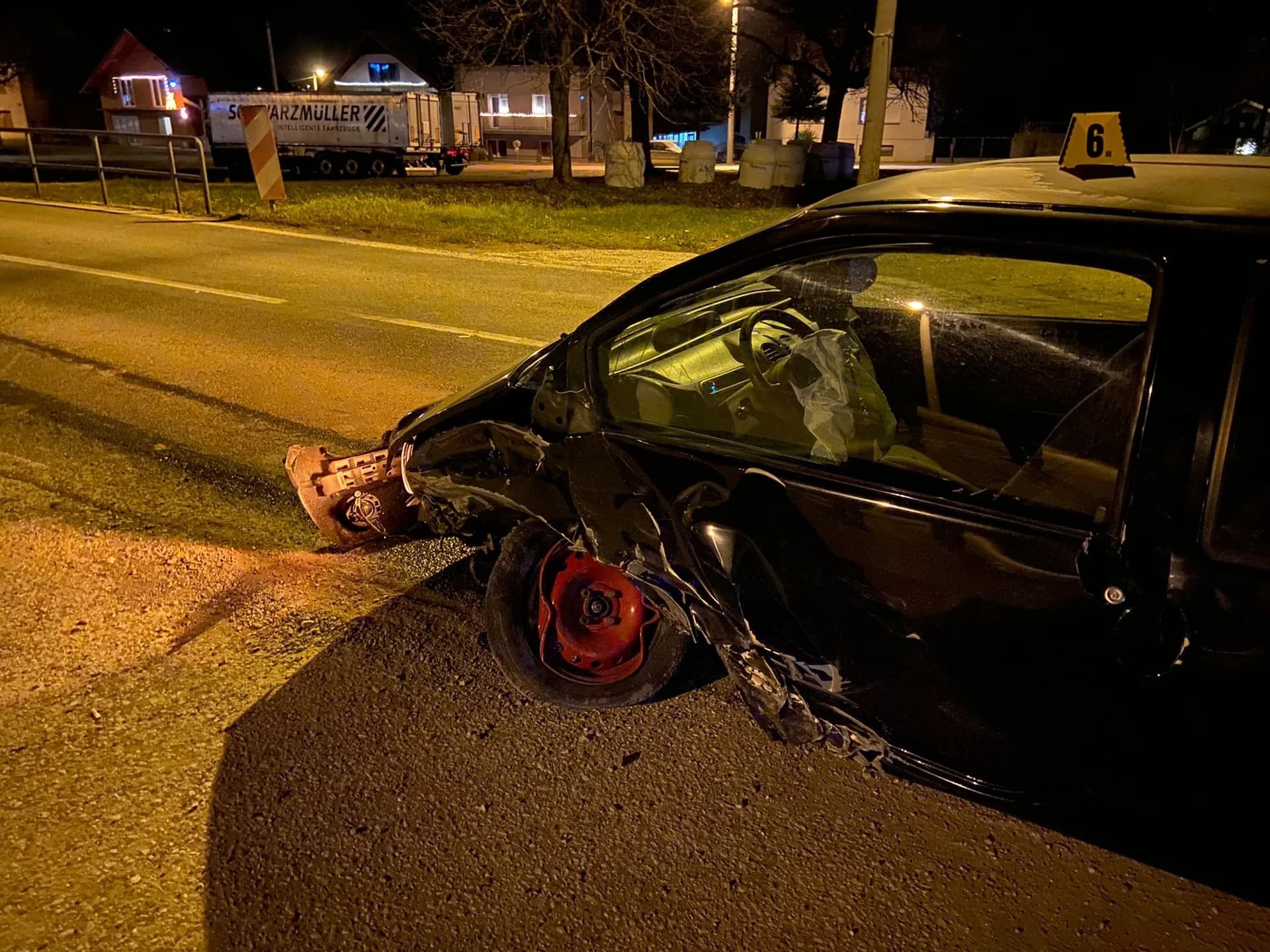 Alkohol kumovao sinoćnjoj prometnoj nesreći u Viškovcima /FOTO/