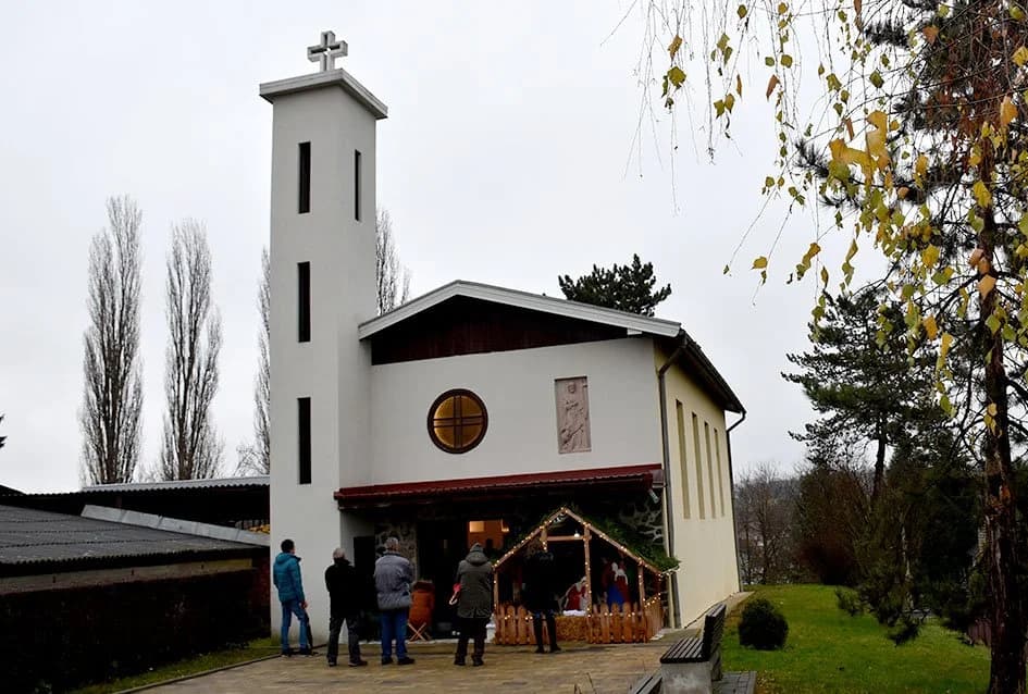 POLA STOLJEĆA OD OSLIKAVANJA OLTARNE SLIKE CRKVE U MIHALJEVCIMA: Vrhunsko djelo sakralnog slikarstva /FOTO/