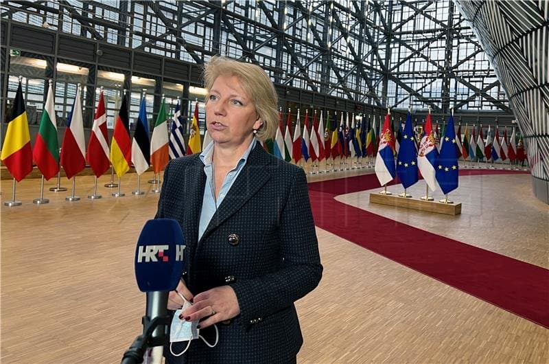 Hrvatska na sastanku Vijeća EU-a predložila da se kao dokaz o preboljenju covida-19 priznaje rezultat testiranja brzim antigenskim testom