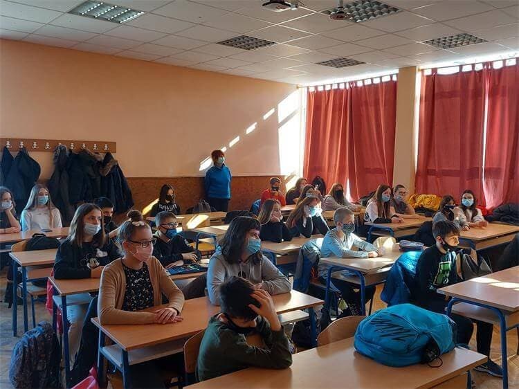 Prevencija i alternativa: Kako policiju prihvatiti kao prijatelja pomagača i partnera u zajedničkom rješavanju problema!?