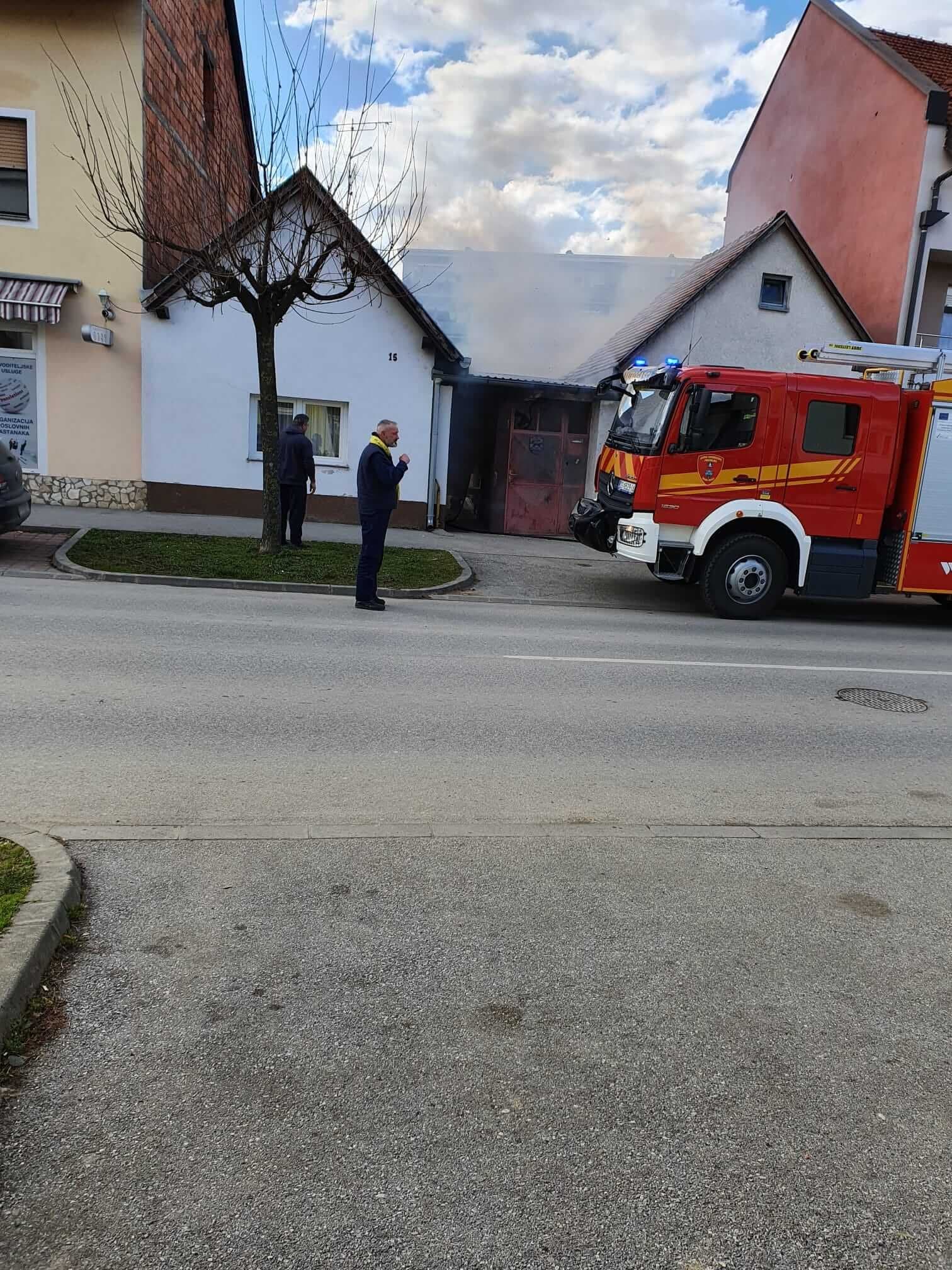 Požar na obiteljskoj kući u Njemačkoj ulici