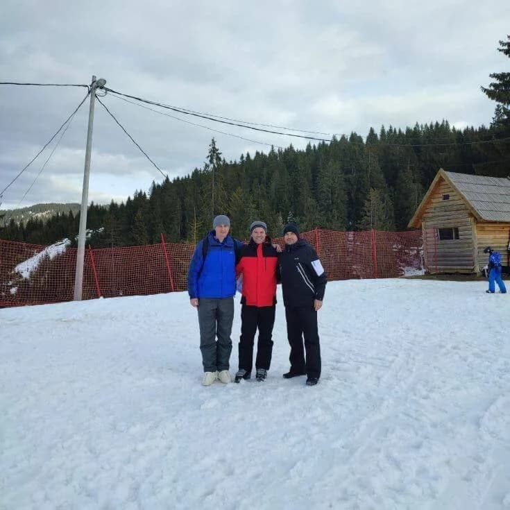 Učenici požeških katoličkih škola bili na četverodnevnoj Školi skijanja „Petar Barbarić“ na Vlašiću /FOTO/
