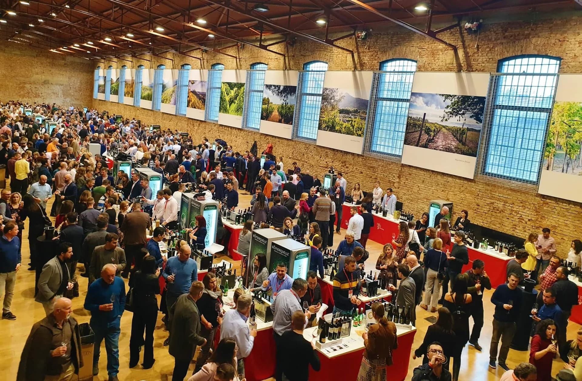 Vinari iz Požeštine Adžić, Galić, Kaptol, Krauthaker, Kutjevo dd i  Sontacchi izlažu vina na poznatom zagrebačkom festivalu
