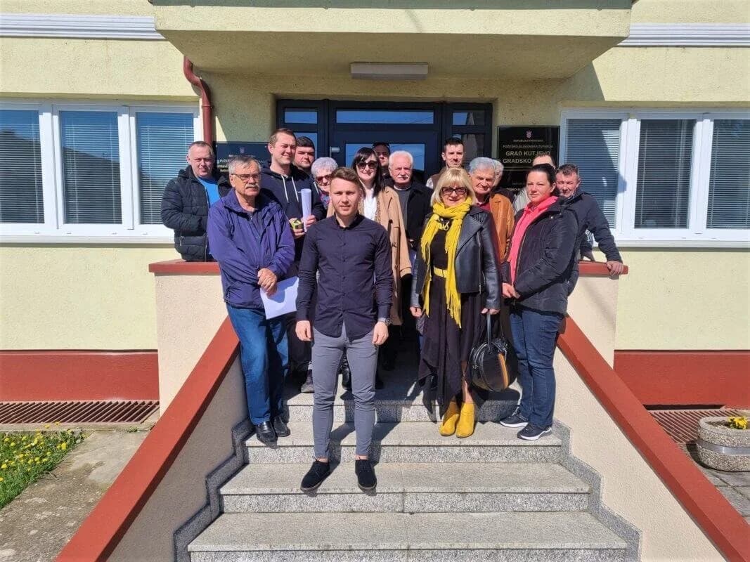 Budimir potpisao ugovore o dodjeli financijskih sredstava udrugama s područja grada Kutjeva