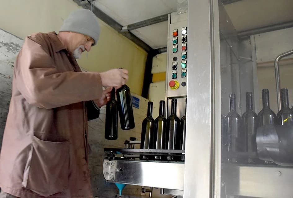 U buteljama najbolje što daje kutjevačko vinogorje /FOTO/