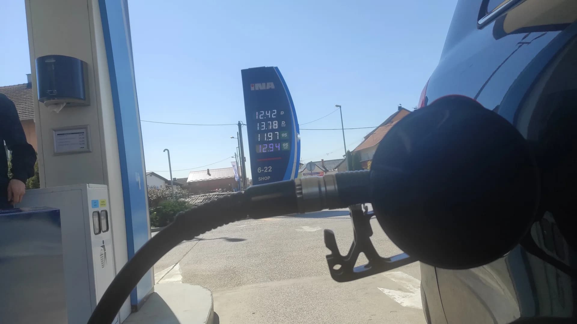 Cijene goriva opet su u padu, benzin ispod 12 kuna