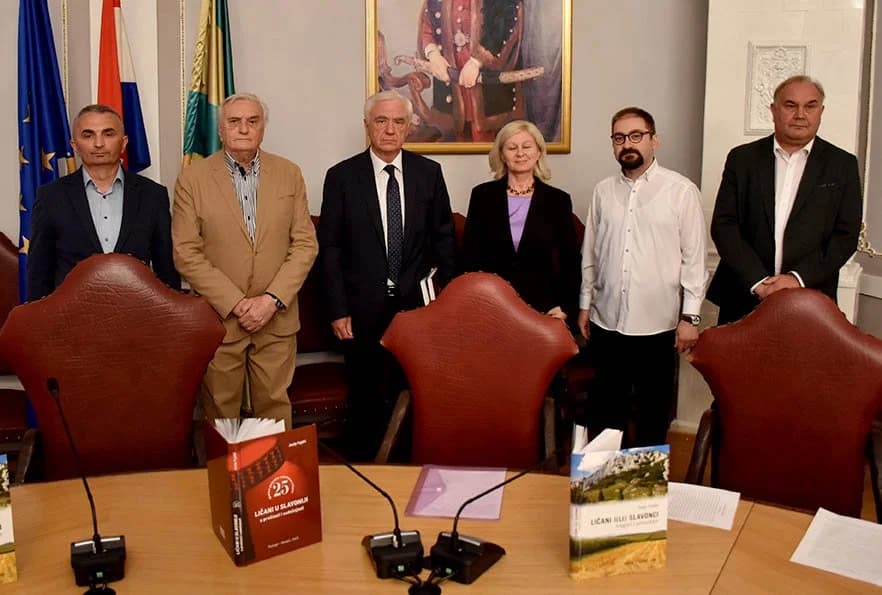 Održana promocija knjiga prof. dr. sc. Josipa Fajdića: "Knjige sadržajno predstavljaju personalizirani opis raseljene Like" /FOTO/