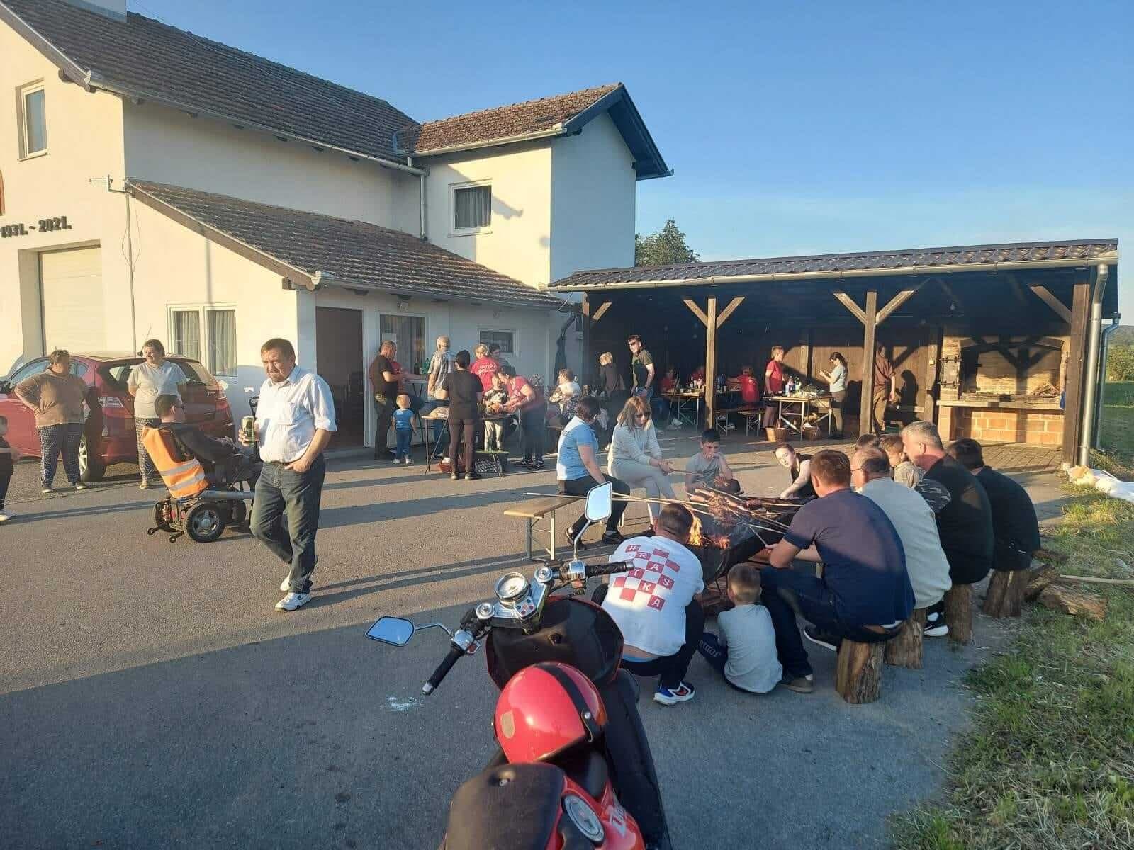 Bekteški vatrogasci proslavili svog Nebeskog zaštitnika  Sv. Florijana /FOTO/