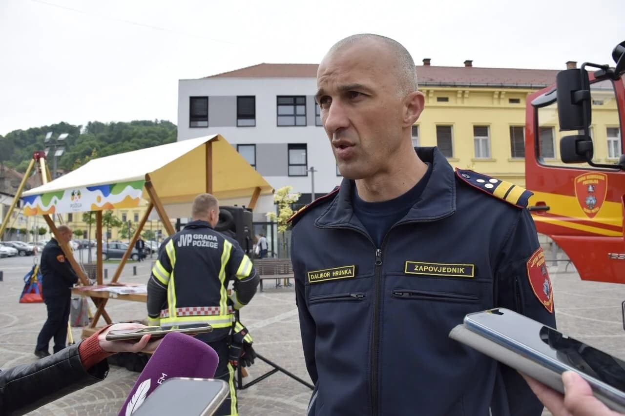 Obilježen Mjesec zaštite od požara: "Kad narastem biti ću vatrogasac" /FOTOGALERIJA/