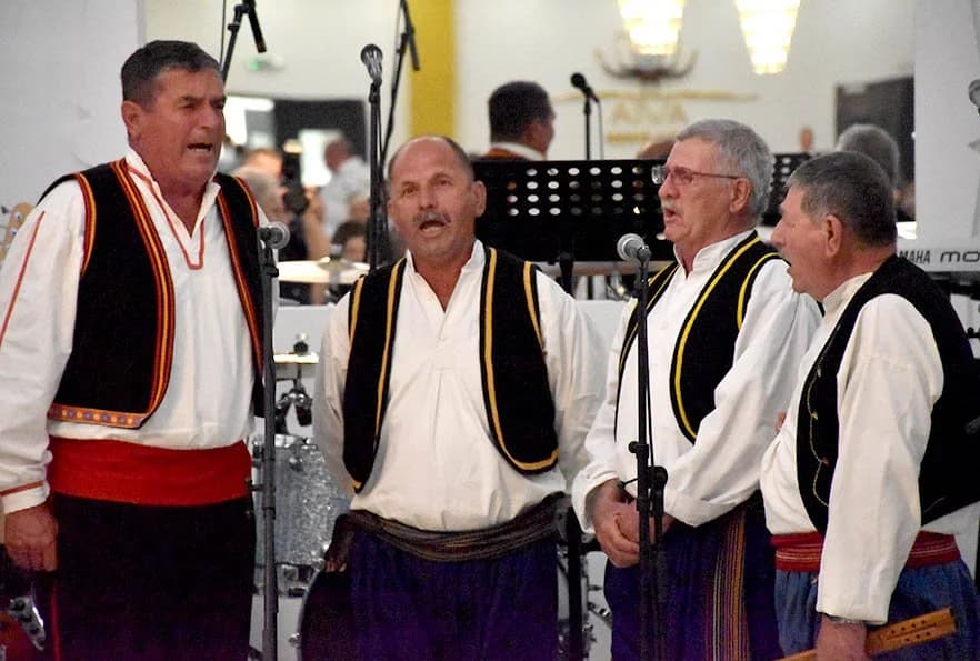 Običaji i specijaliteti hercegovačkog kraja za više od 300 posjetitelja – priznanja dobili Branko Mihalj i Marinko Šarić /FOTOGALERIJA/