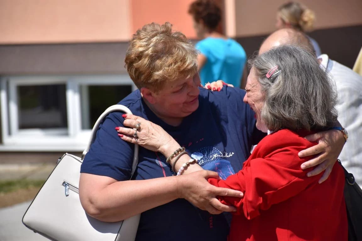 Dirljivi susreti korisnika i njihovih najmilijih na proslavi Dana obitelji u Domu za starije osobe Ljeskovica: „U današnje vrijeme obitelj se znatno izmijenila jer ubrzani tempo života ne ostavlja pre