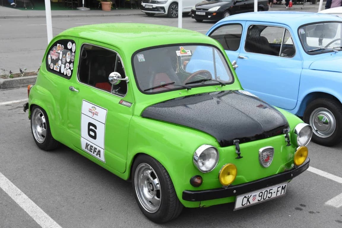 Okupacija Požege skoro zaboravljenim vozilima /FOTO-VIDEO/