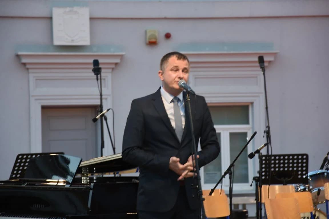 Koncert učenika Glazbene škole ispred požeške Katedrale: "Predstavili se najbolji među najboljima" /FOTO/