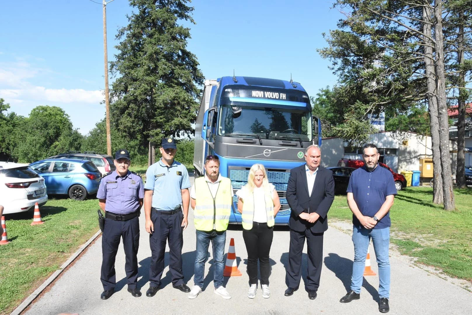 Edukacija jakšićkih osnovnoškolaca kroz projekt STANI. POGLEDAJ. MAHNI. /FOTO/