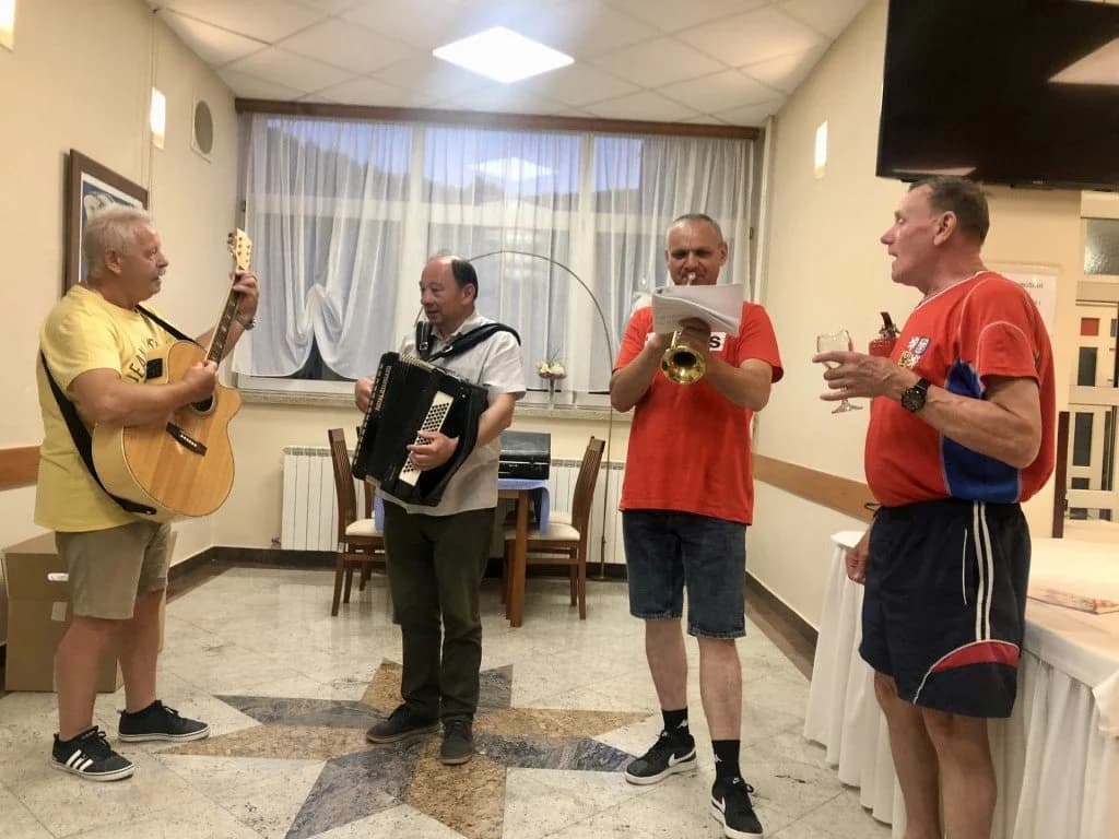 Veterani Nogometnog kluba Vallis Aurea bili domaćini ekipi iz Češke Republike i Mađarske