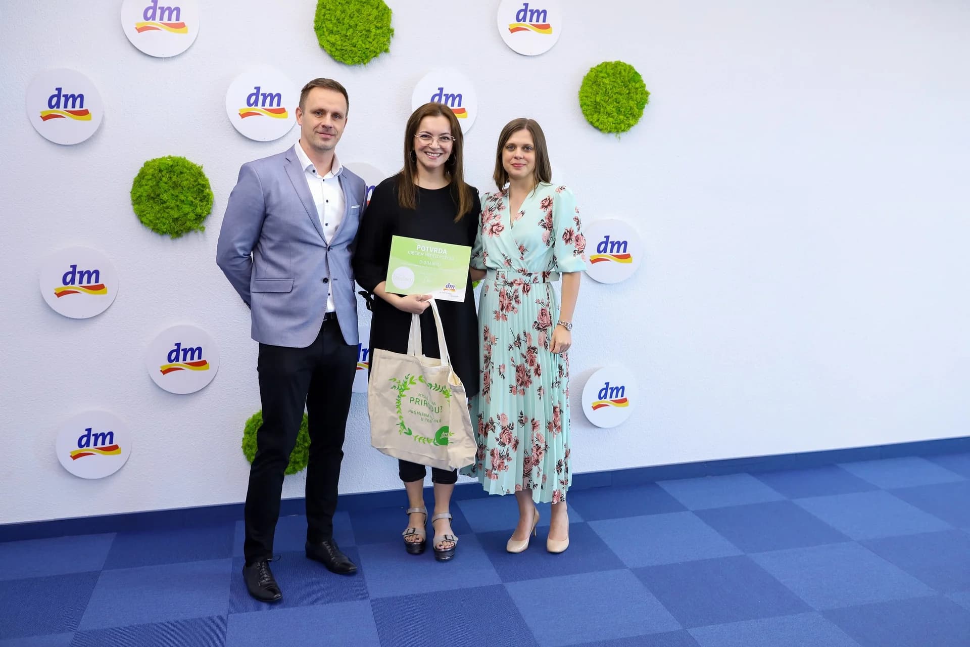 Tvrtka dm podržala Dječji vrtić Požega i kutjevačku školu Zdenka Turkovića