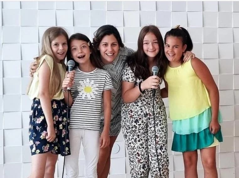 Prvi dio festivala: “Zlatni mikrofon” za mlade pjevačke nade “Zlatnih žica Slavonije”