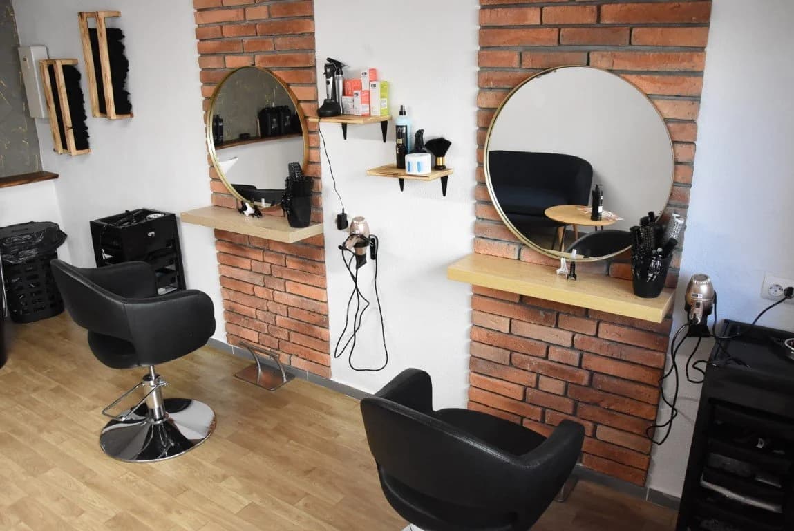 Frizeri/frizerke početnici - imate idealnu priliku za zaposlenje: Požeški Frizerski studio M očekuje vaše prijave ili dolazak