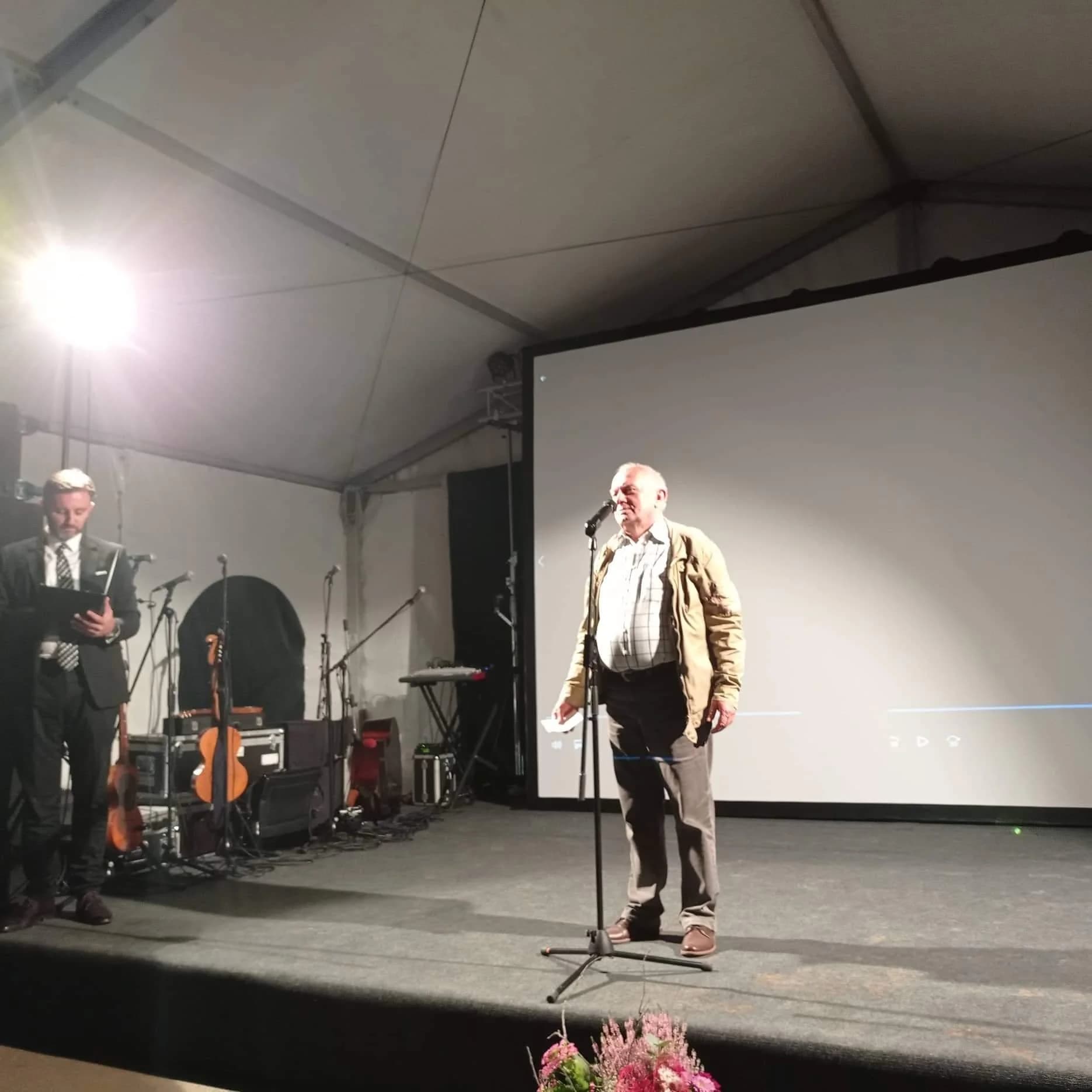 Tamburaši Zlatna dolina u Lipiku imali koncert i predstavili video spot pjesme "Do Lipika dođi" sa Zlatnog glasa Zlatne doline [FOTO]