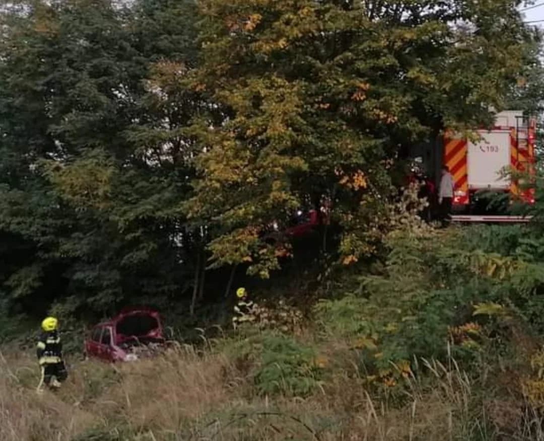 Dvije su osobe teško ozlijeđene u nesvakidašnjoj nesreći koja se danas dogodila na Sokolovcu iznad Požege