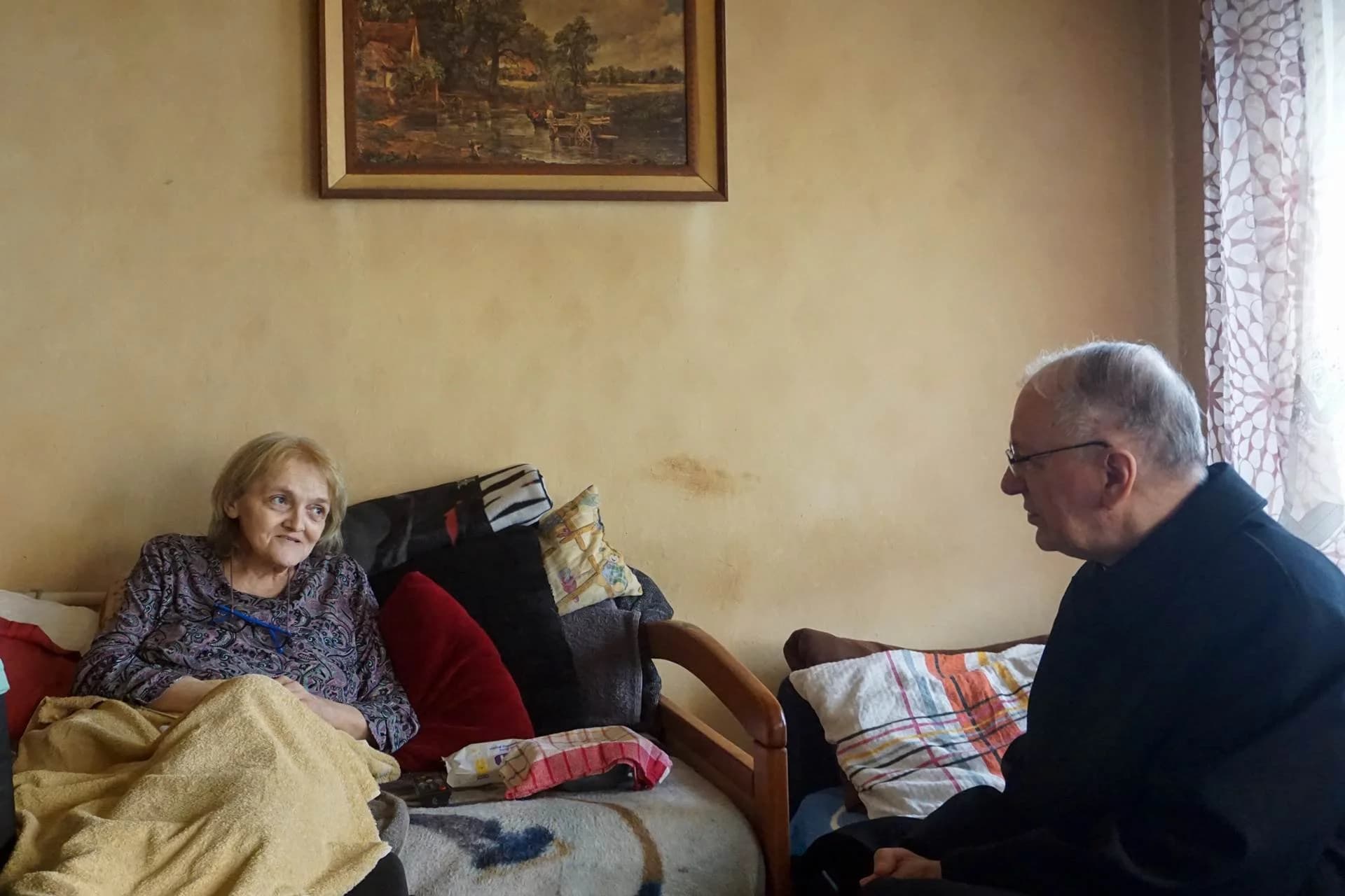 Biskup Antun Škvorčević posjetio siromašne