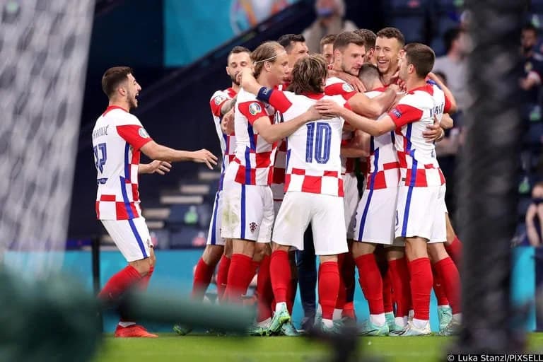 Poslodavci, direktori tvrtki, ravnatelji škola te čelnici institucija i ustanova „na velikim su mukama“ zbog odigravanja prve utakmice Vatrenih na Svjetskom prvenstvu!