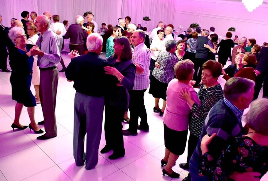 [FOTOGALERIJA] Katarinska zabava okupila oko 150 umirovljenika s područja županije