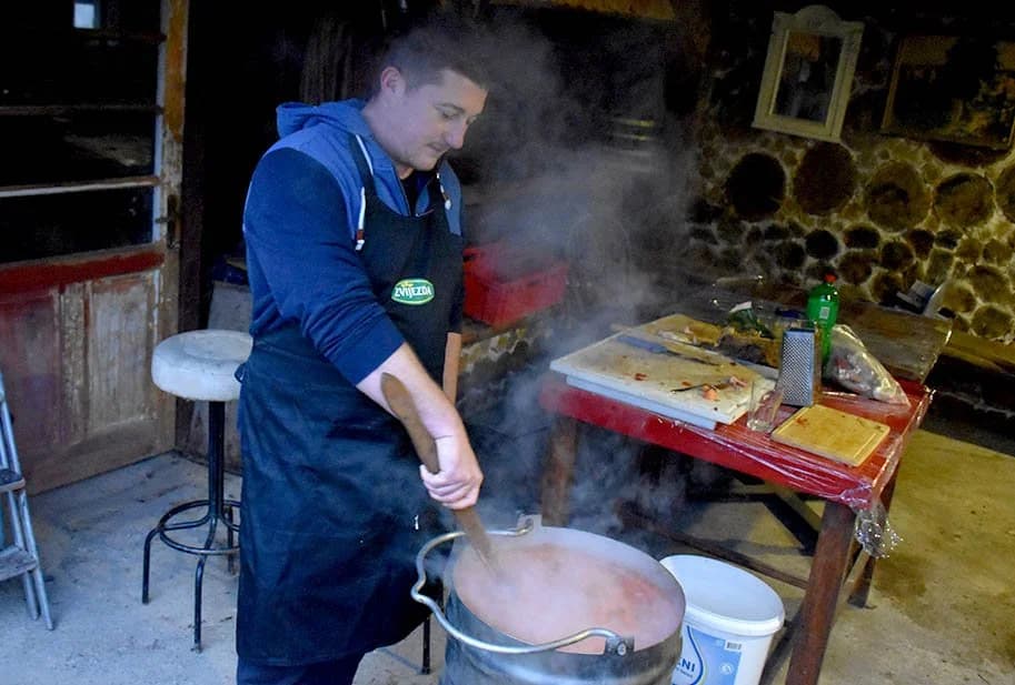 Povratak na rodnu grudu iz Njemačke nakon sedam godina i rođendan razlog za slavlje [FOTO]
