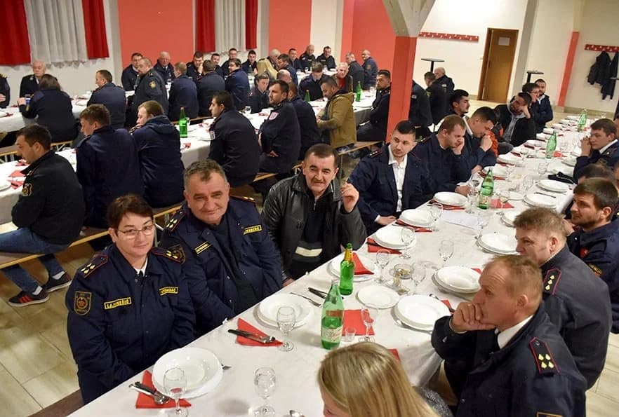 Na intervencije izlazilo više od deset operativnih vatrogasaca