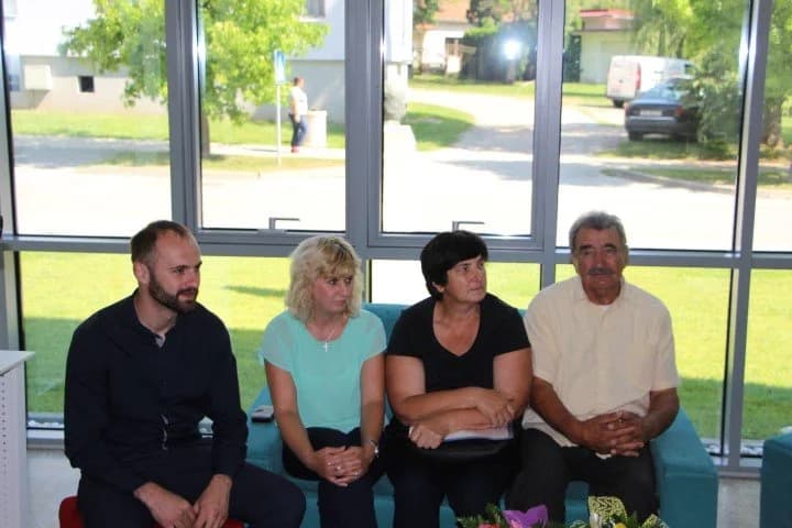 Izvrsnost i veliki uspjesi pleterničkih srednjoškolki Mateje Ostojić i Darije Starčević prepoznati i nagrađeni