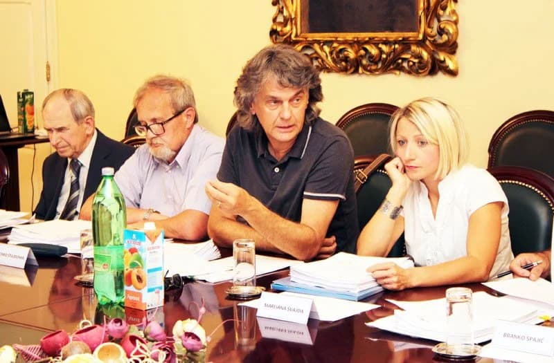 Usvojeno izvršenje za 2016. godinu, te druga izmjena ovogodišnjeg proračuna