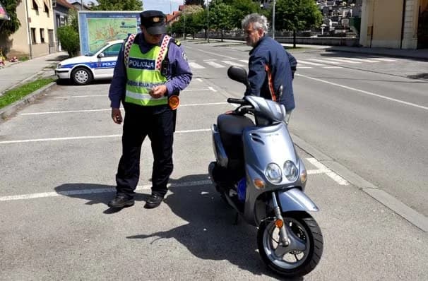 Utvrđeno 15 prekršaja kod vozača bicikala, mopeda i motocikala
