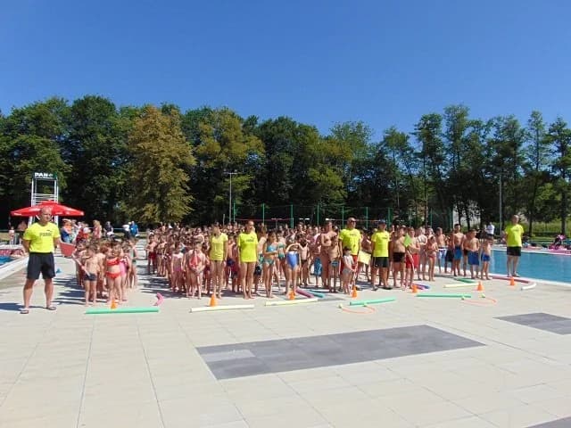 Na požeškim Gradskim bazenima otvorena Škola plivanja, upisi mogući do kraja tjedna